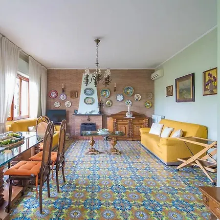 Tatil Evi Mimma. *